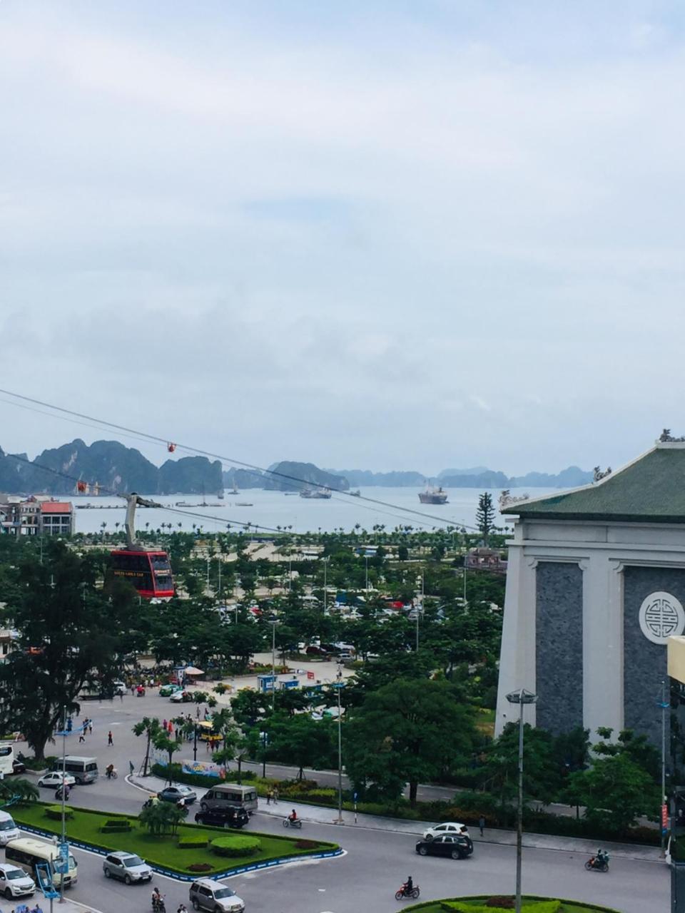 Ivy Hotel Ha Long Exterior foto